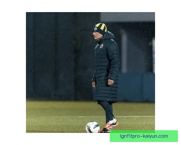 穆里尼奥式防守再升级，新球队在赛场上迎来更强铁血后防表现