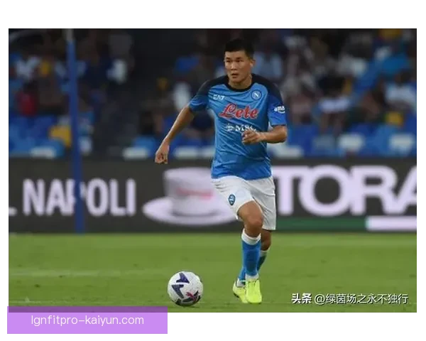 金玟哉荣膺意甲最佳后卫，状态持续回暖引关注